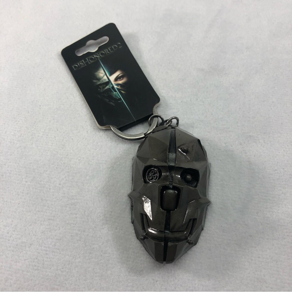 Dishonored 2 Corvo Attano Mask Keychain Video Game Bethesda Bioworld Metal 2016